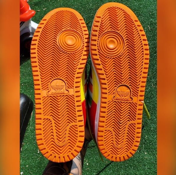 🔥Adidas Originals🔥 Centennial Retro Low Rainbow - Picture 5 of 6